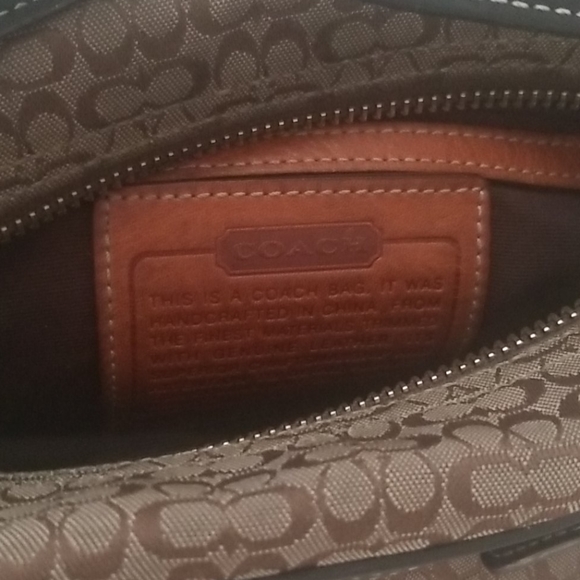 Authentic Coach Hobo - Picture 5 of 5